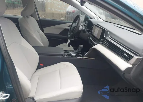 2025 Toyota Camry Xle z USA, uszkodzony, nr VIN 4T1DAACK9SU566859